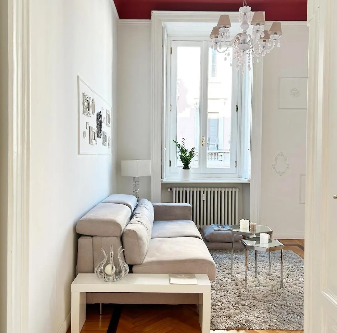 Lis Apartment Milan Italy